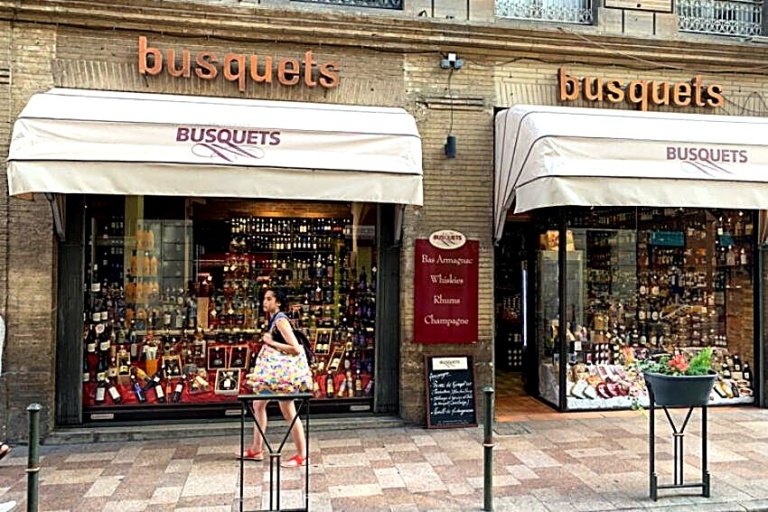 Façade de la boutique historique Maison Busquets, 10 rue de Rémusat à Toulouse