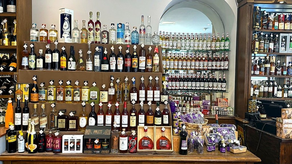 Présentoir d'objets et coffrets cadeaux, Maison Busquets Toulouse